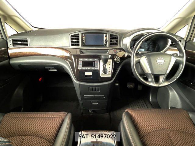Nissan ELGRAND 2013-06 6004896-1