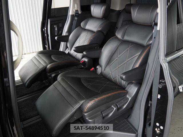 Nissan ELGRAND 2015-03 6004887-9