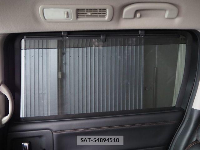 Nissan ELGRAND 2015-03 6004887-26