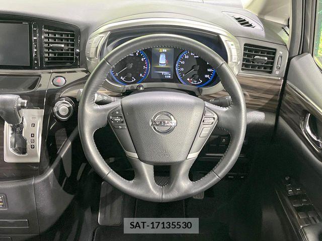 Nissan ELGRAND 2016-12 6004894-12