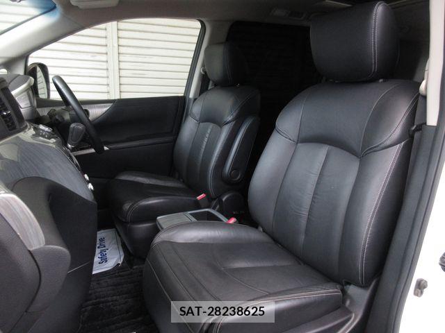 Nissan ELGRAND 2017-04 6004886-11
