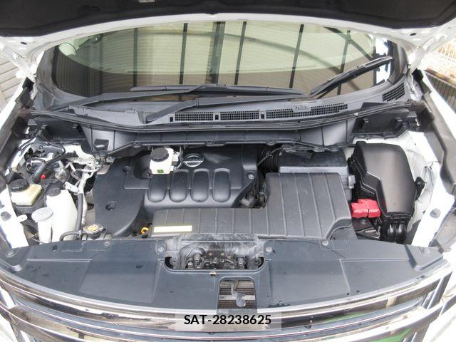 Nissan ELGRAND 2017-04 6004886-3