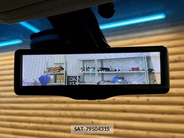 Nissan ELGRAND 2019-03 6004852-4