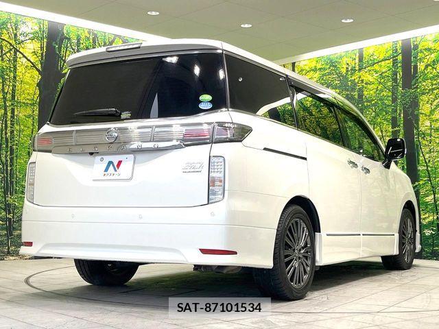 Nissan ELGRAND 2018-12 6271598-17