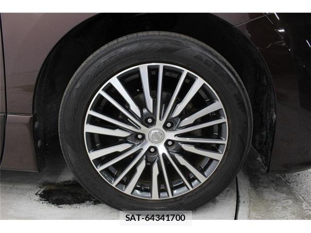 Nissan ELGRAND 2014-11 6303944-22