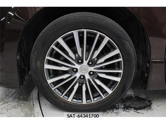 Nissan ELGRAND 2014-11 6303944-23