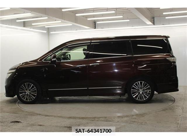 Nissan ELGRAND 2014-11 6303944-7