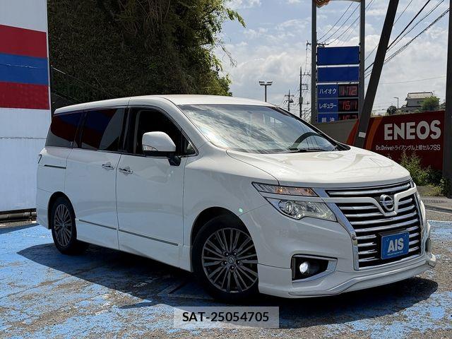 Nissan ELGRAND 2015-07 6526079-2