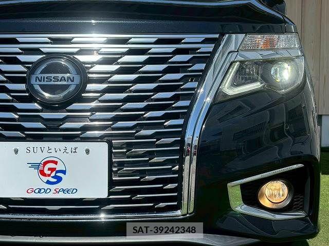 Nissan ELGRAND 2021-02 6544802-18