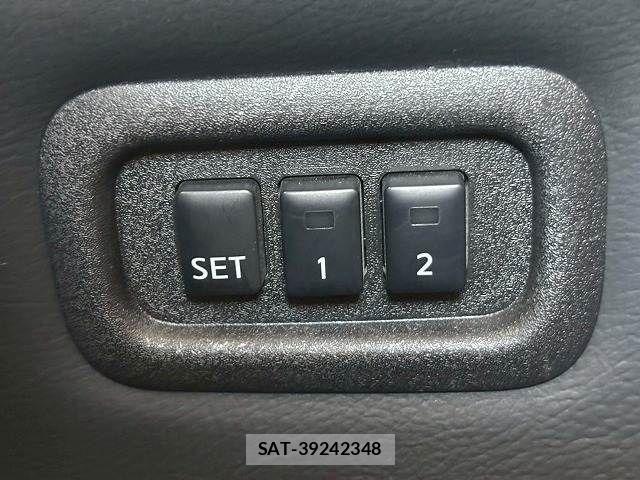 Nissan ELGRAND 2021-02 6544802-6