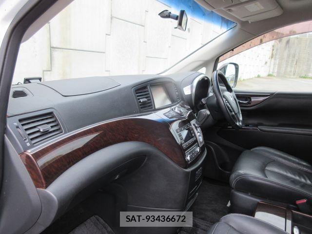 Nissan ELGRAND 2011-03 6611721-23