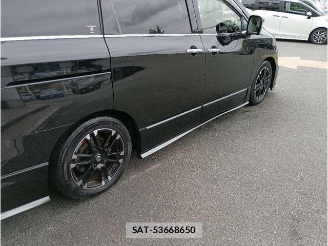 Nissan ELGRAND 2021-01 6611711-21