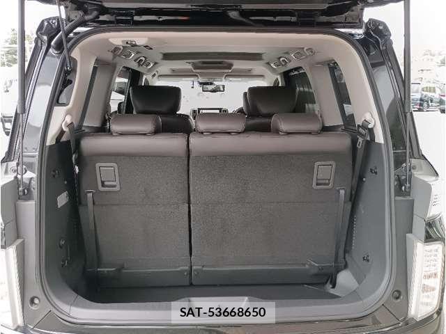 Nissan ELGRAND 2021-01 6611711-23