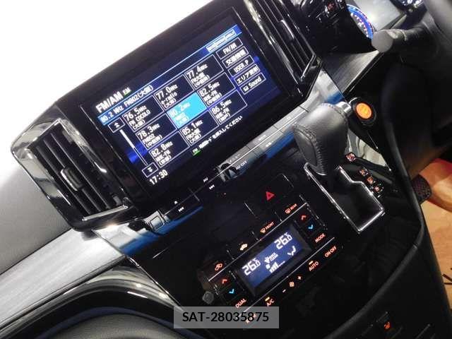 Nissan ELGRAND 2021-01 6611713-10
