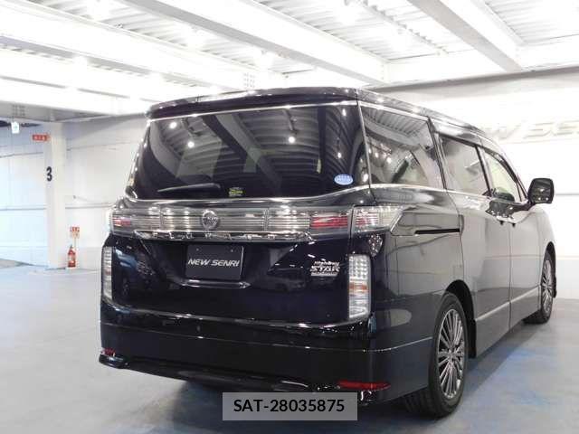 Nissan ELGRAND 2021-01 6611713-4