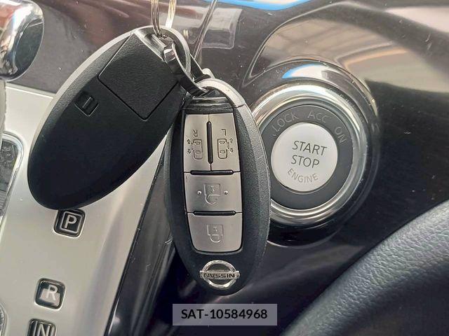 Nissan ELGRAND 2012-01 6611718-13
