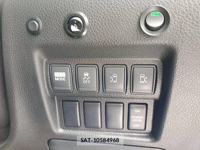 Nissan ELGRAND 2012-01 6611718-14