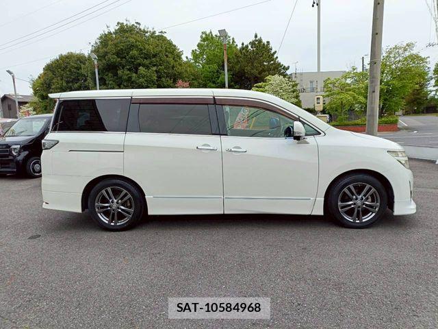 Nissan ELGRAND 2012-01 6611718-18
