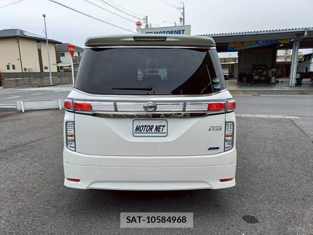 Nissan ELGRAND 2012-01 6611718-19