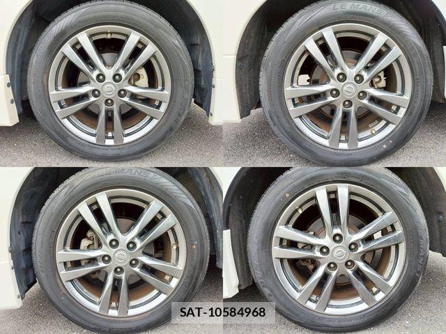 Nissan ELGRAND 2012-01 6611718-24