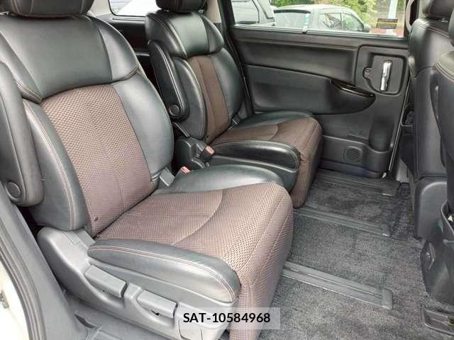 Nissan ELGRAND 2012-01 6611718-28