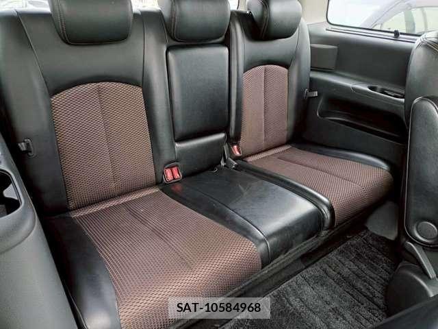 Nissan ELGRAND 2012-01 6611718-29
