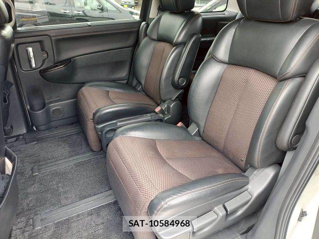 Nissan ELGRAND 2012-01 6611718-4