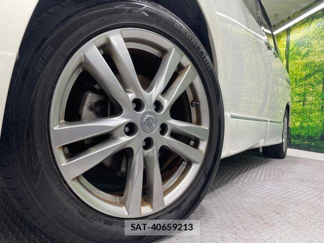 Nissan ELGRAND 2011-07 6611719-14