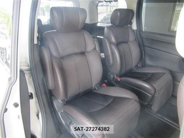 Nissan ELGRAND 2021-03 6611712-12