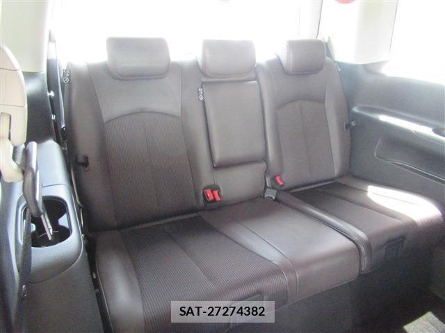 Nissan ELGRAND 2021-03 6611712-13