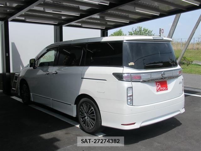 Nissan ELGRAND 2021-03 6611712-1