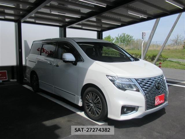 Nissan ELGRAND 2021-03 6611712-2
