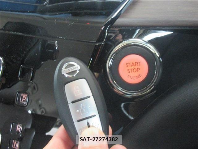 Nissan ELGRAND 2021-03 6611712-8
