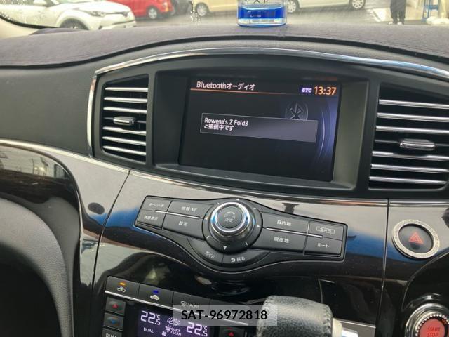 Nissan ELGRAND 2011-07 6611725-12