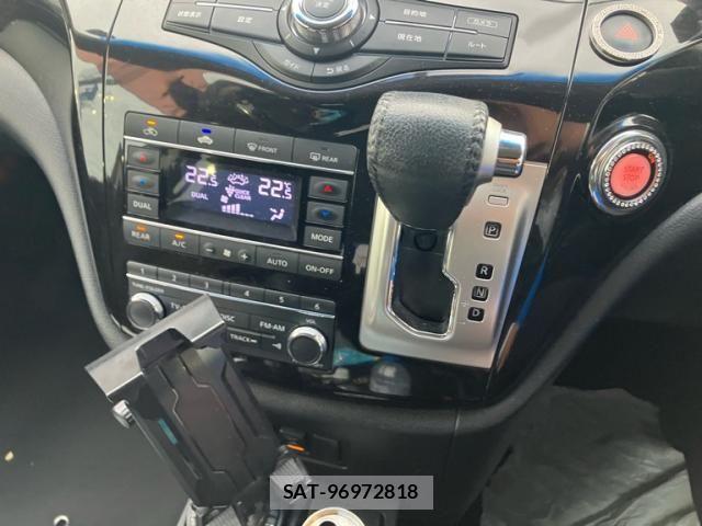 Nissan ELGRAND 2011-07 6611725-13