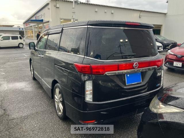 Nissan ELGRAND 2011-07 6611725-1