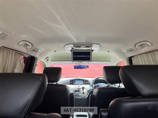 Nissan ELGRAND 2016-11 6641522-19