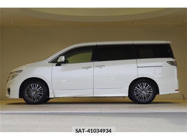 Nissan ELGRAND 2017-08 6671218-19