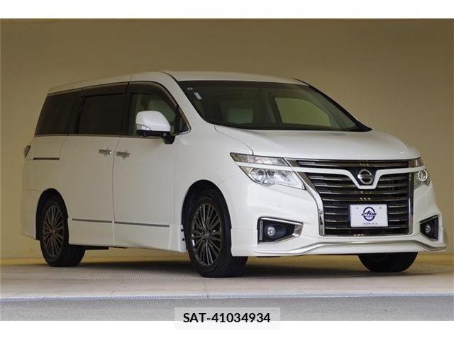 Nissan ELGRAND 2017-08 6671218-23