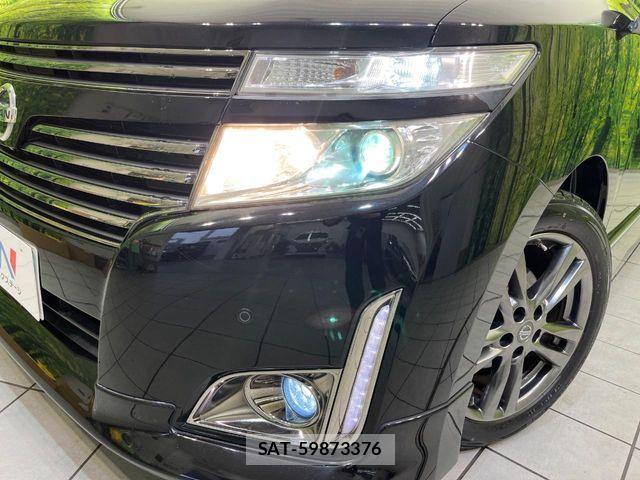 Nissan ELGRAND 2011-11 6671221-12