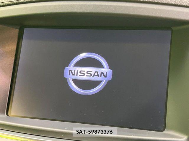 Nissan ELGRAND 2011-11 6671221-3