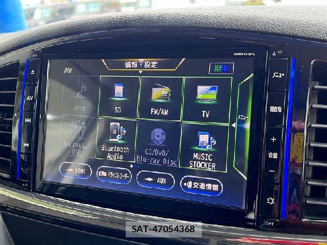 Nissan ELGRAND 2017-11 6675853-14
