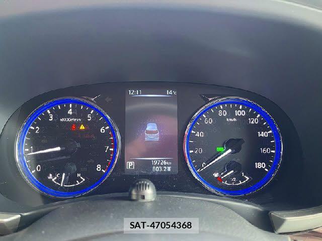 Nissan ELGRAND 2017-11 6675853-7