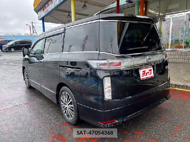 Nissan ELGRAND 2017-11 6675853-8