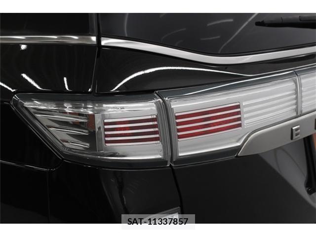 Nissan ELGRAND 2014-05 6675857-17