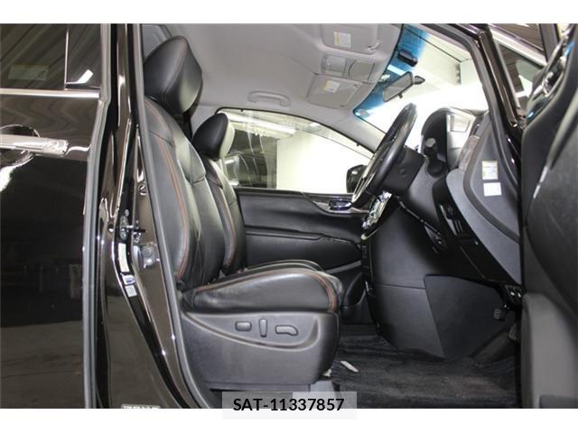 Nissan ELGRAND 2014-05 6675857-28