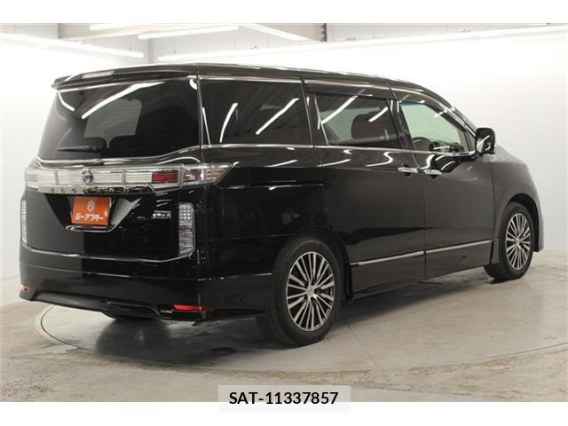 Nissan ELGRAND 2014-05 6675857-3