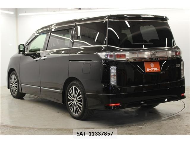 Nissan ELGRAND 2014-05 6675857-5