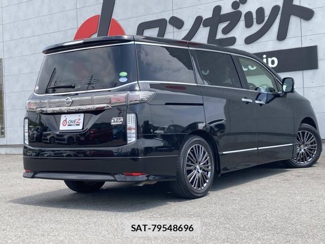 Nissan ELGRAND 2017-03 6675851-1