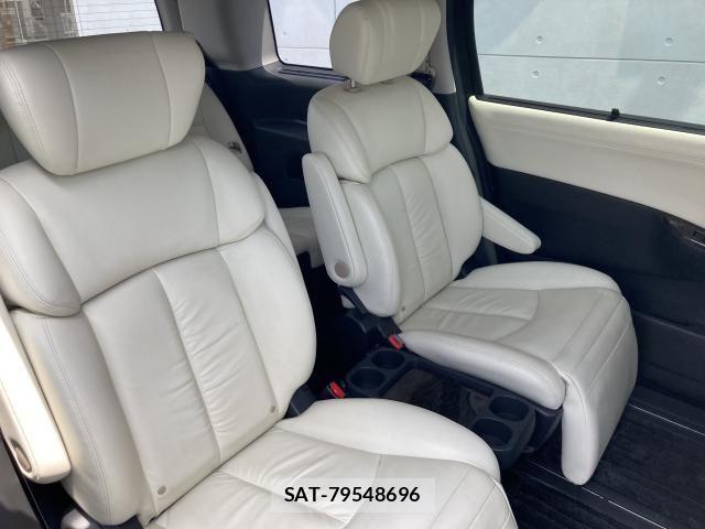 Nissan ELGRAND 2017-03 6675851-22